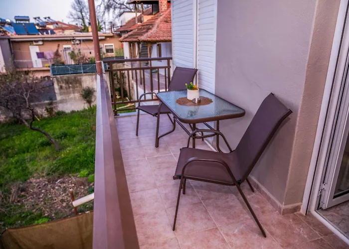 Ador El Mar 홈스테이 렙토카리아