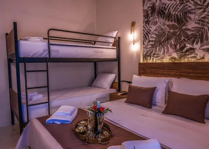 Ador El Mar 홈스테이 *