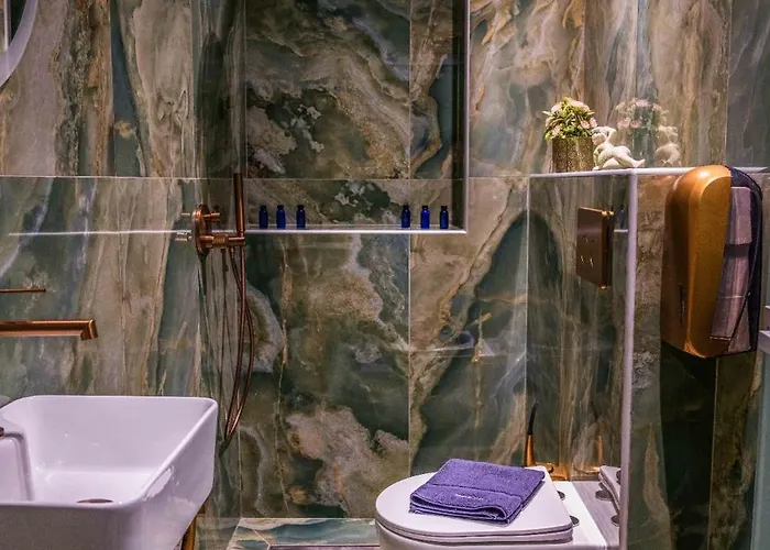 Ador El Mar 렙토카리아