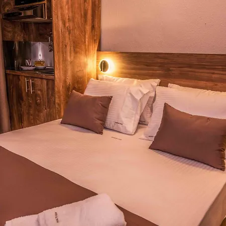 Ador El Mar Gazde/Camere de închiriat Leptokarya (Pieria)