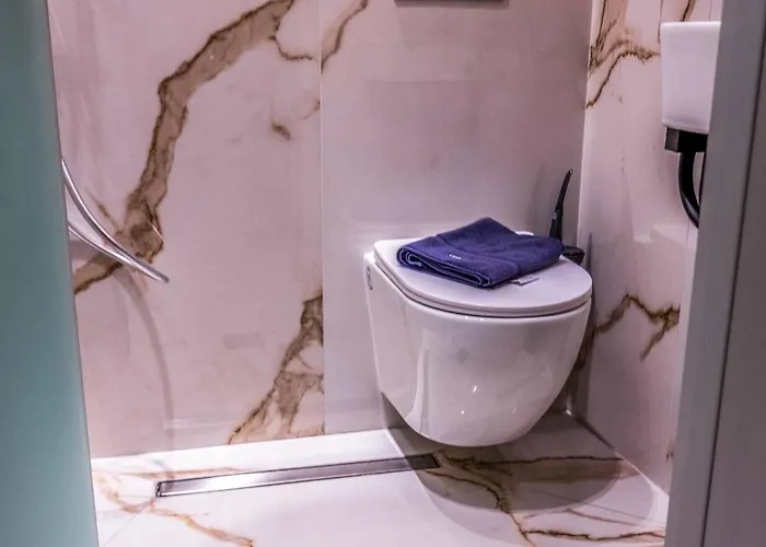 Ador El Mar Λεπτοκαρυά