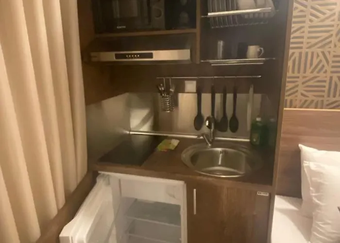 Ador El Mar Homestay